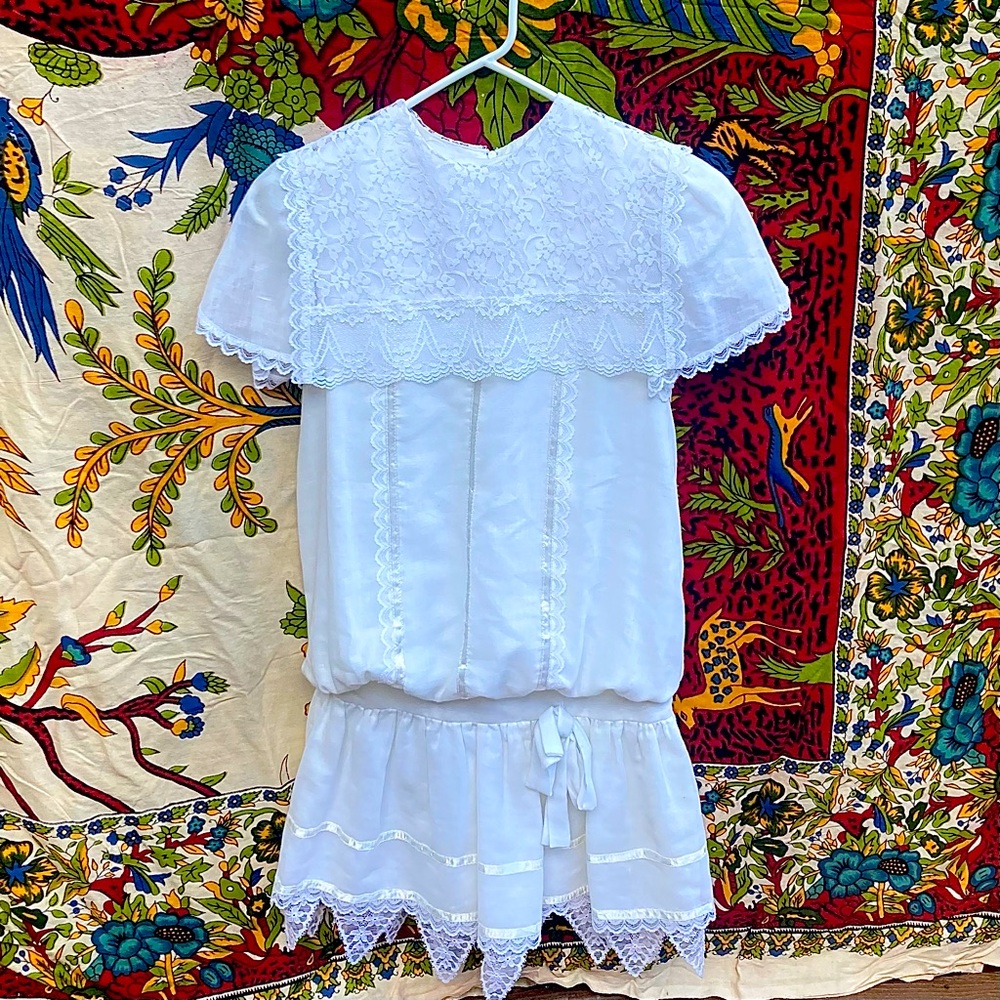 Vintage 1980s Gunne Sax girls dress. Children’s girls size 8. White victorian